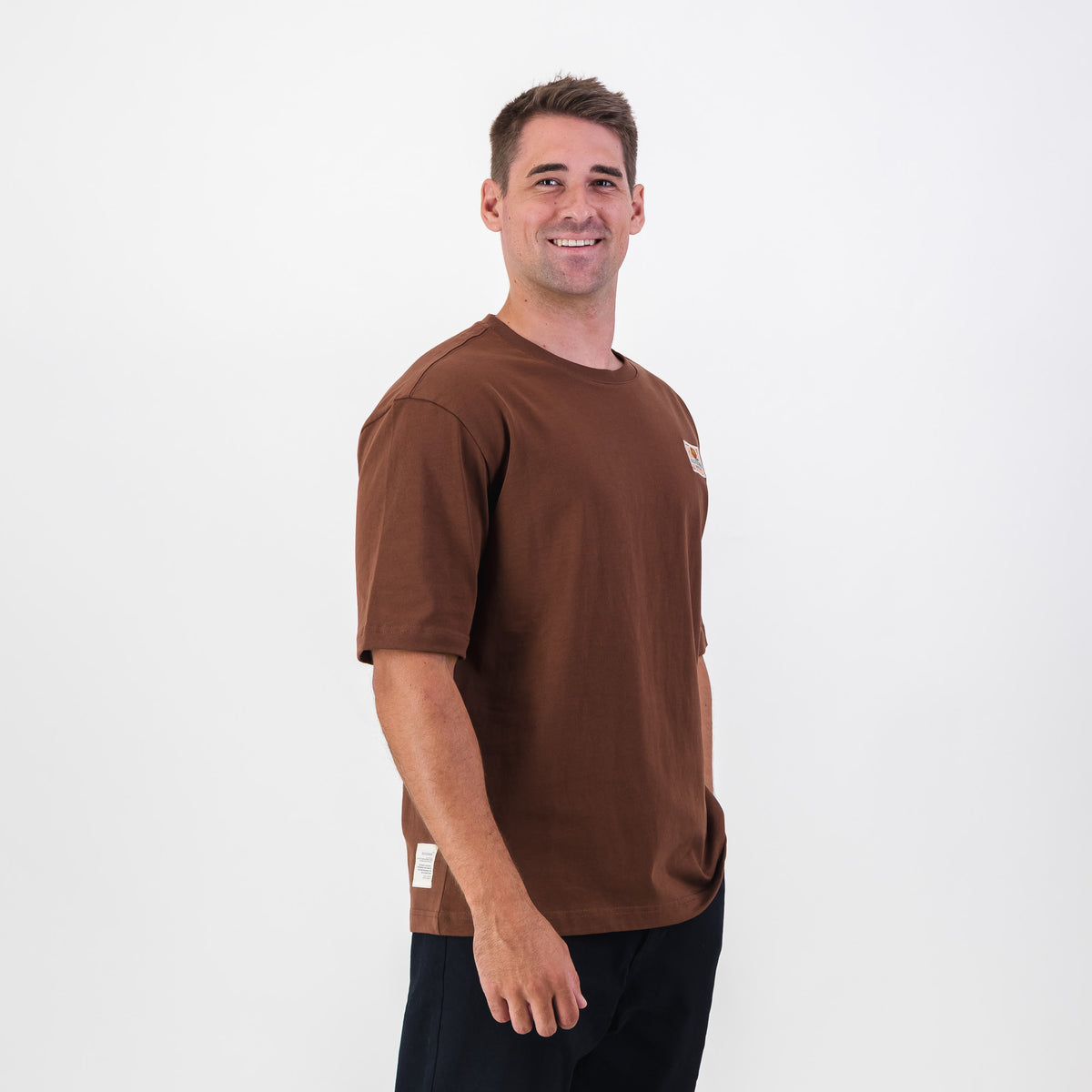 Old School Leisure Protea Woven Badge Relaxed T-Shirts Brown