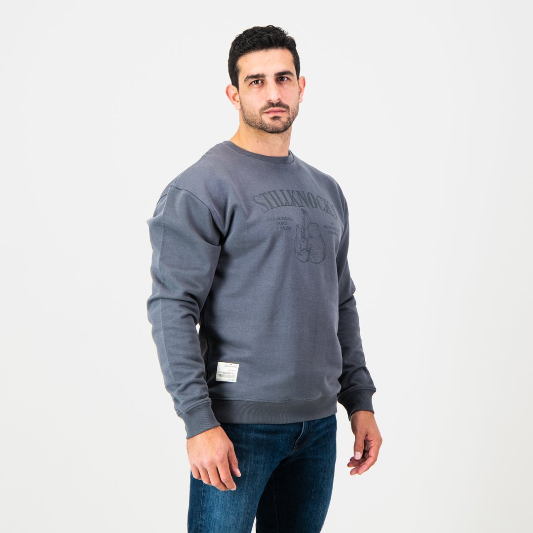 Stillknocks Crew Neck - Turbulence Grey - Old School